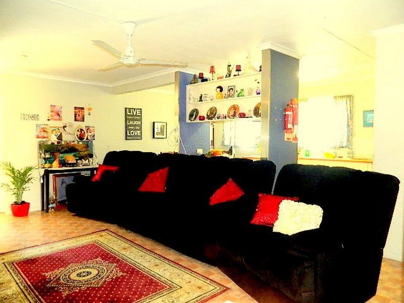 8 Knobel Street, North Mackay QLD 4740