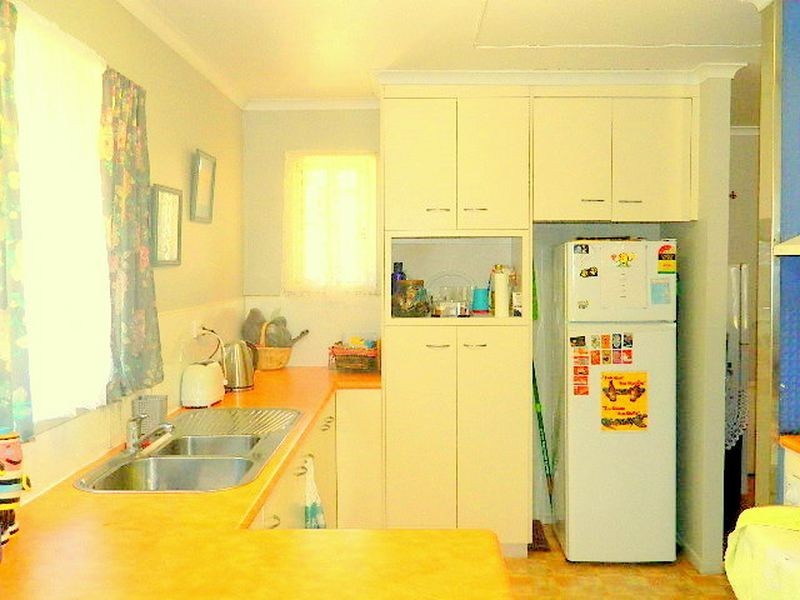 8 Knobel Street, North Mackay QLD 4740