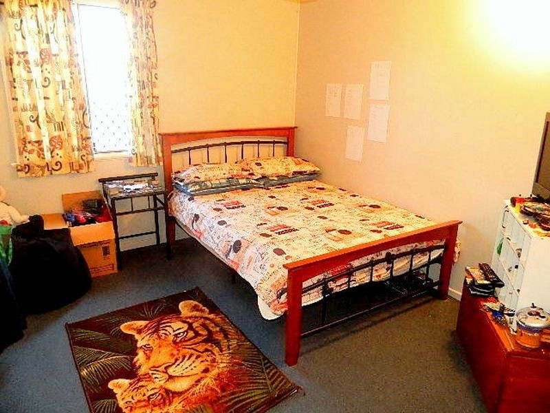 8 Knobel Street, North Mackay QLD 4740