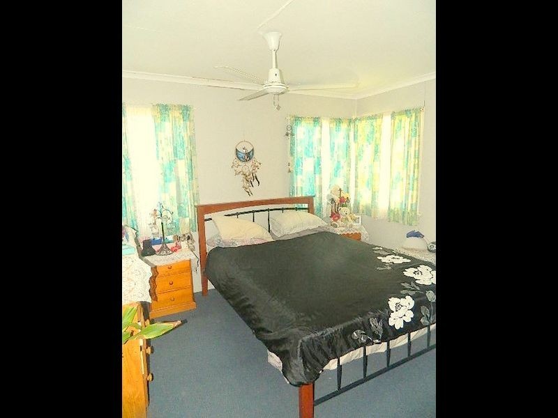 8 Knobel Street, North Mackay QLD 4740