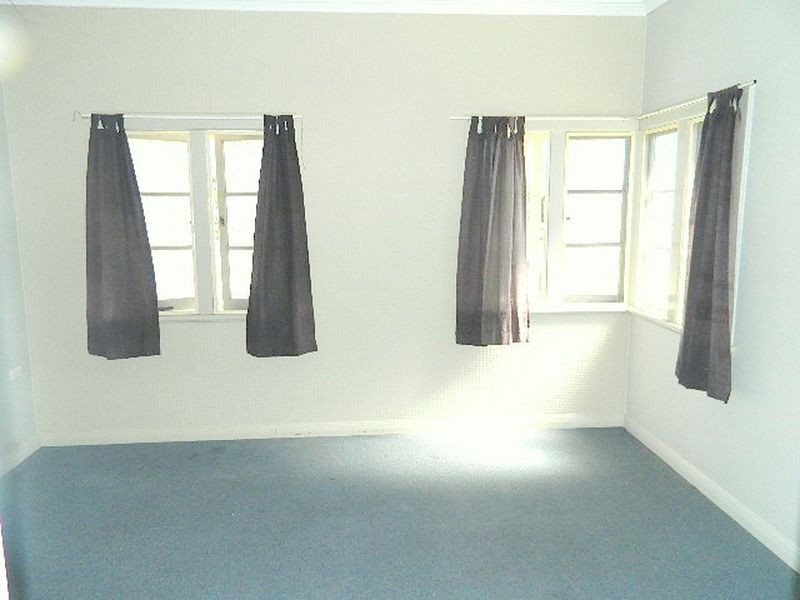 8 Knobel Street, North Mackay QLD 4740