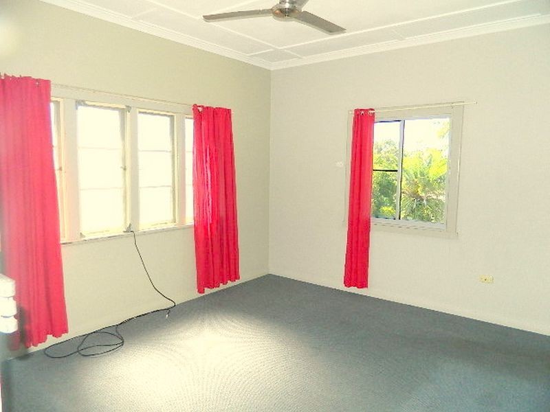 8 Knobel Street, North Mackay QLD 4740