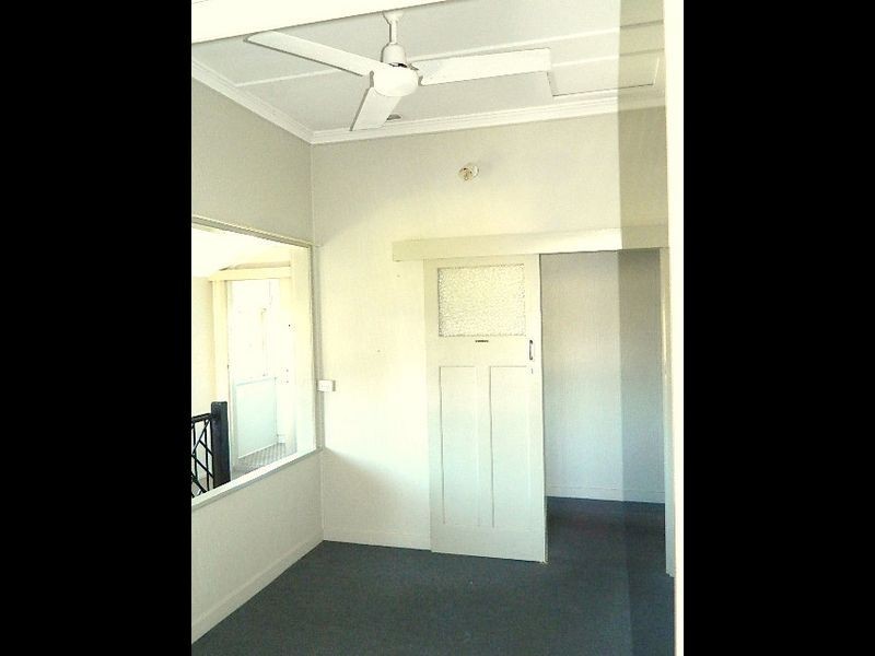 8 Knobel Street, North Mackay QLD 4740