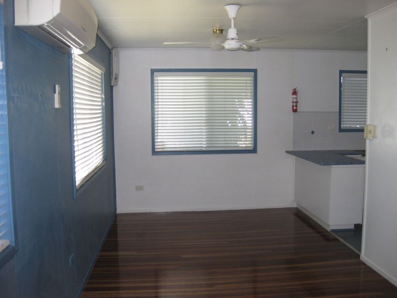 11 Rolfe Street, Moranbah QLD 4744