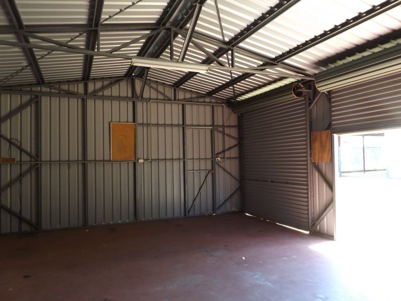 11 Rolfe Street, Moranbah QLD 4744