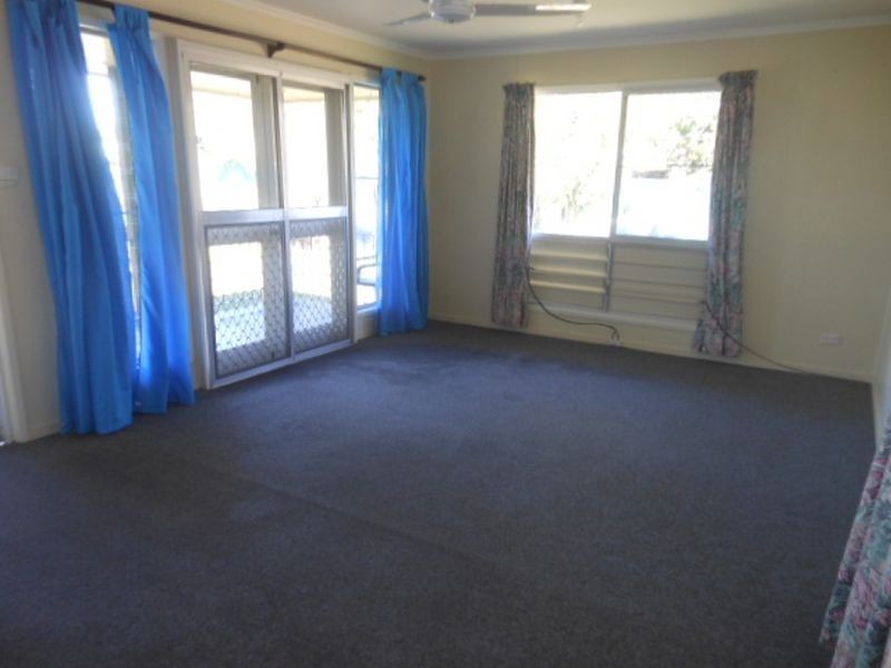 2 Laver Street, Moranbah QLD 4744