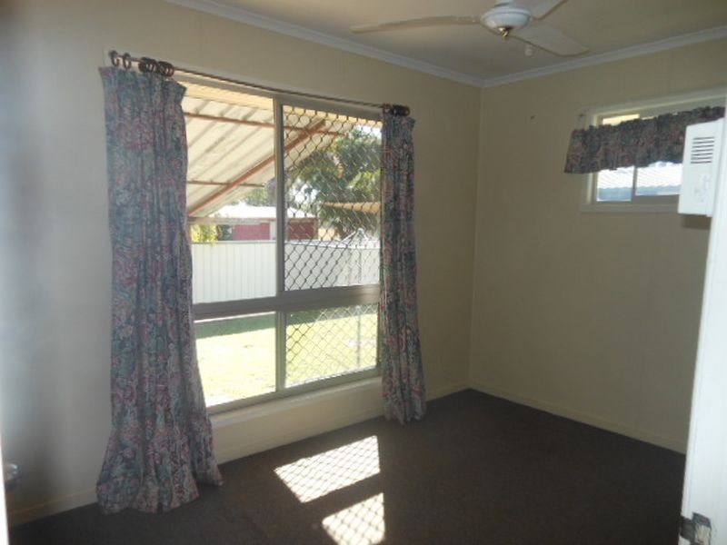 2 Laver Street, Moranbah QLD 4744