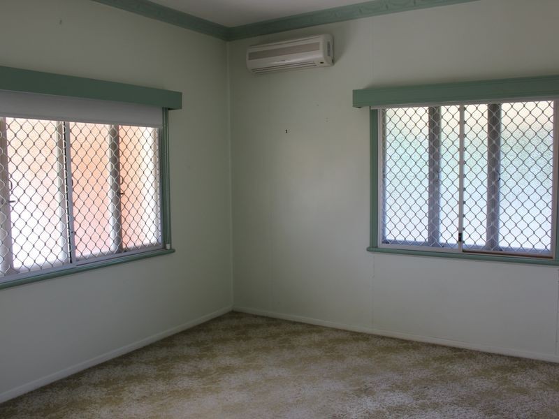 31 Keith Hamilton Street, West Mackay QLD 4740