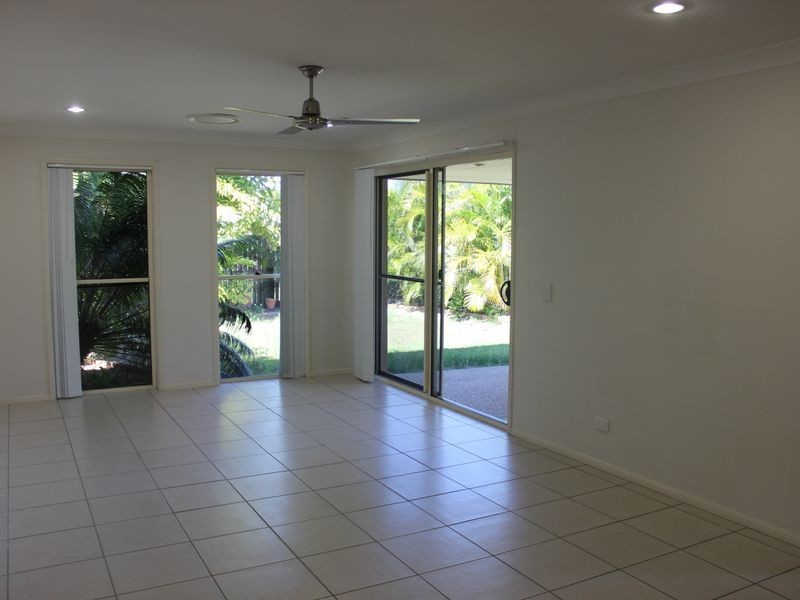 2/24 Bondi Road, Blacks Beach QLD 4740