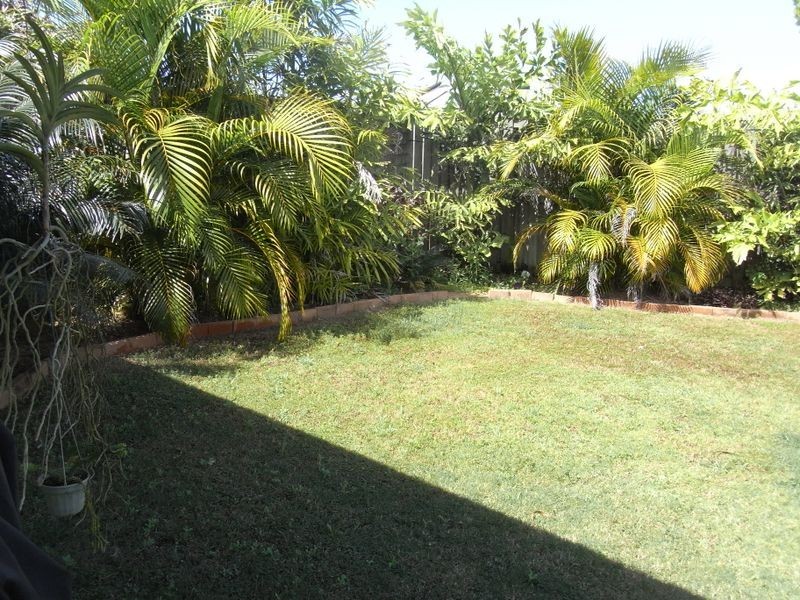 2/24 Bondi Road, Blacks Beach QLD 4740