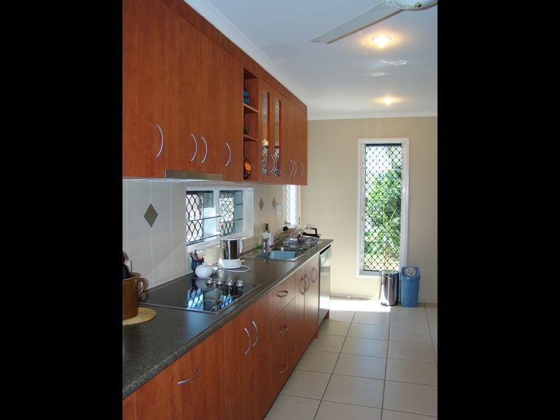 7 Navigator Court, Shoal Point QLD 4750