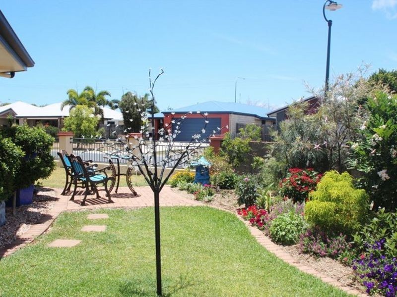 10 Wing Crescent, Mount Pleasant QLD 4740