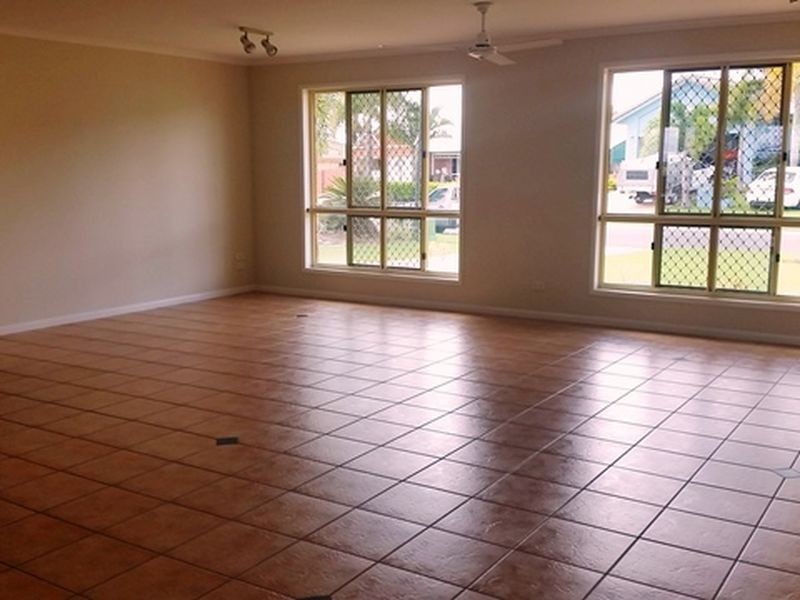 5 Foxtail Court, Glenella QLD 4740