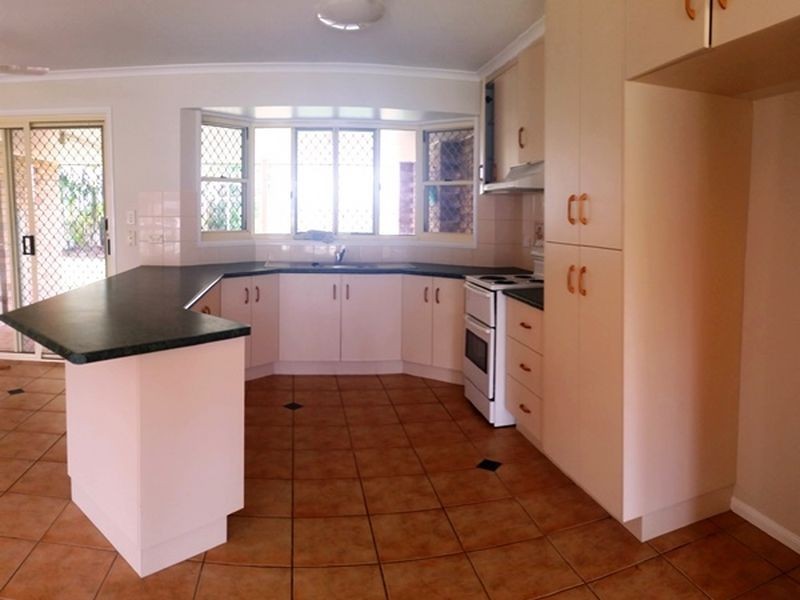 5 Foxtail Court, Glenella QLD 4740