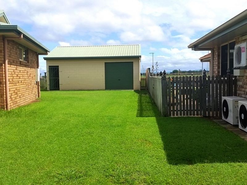 5 Foxtail Court, Glenella QLD 4740