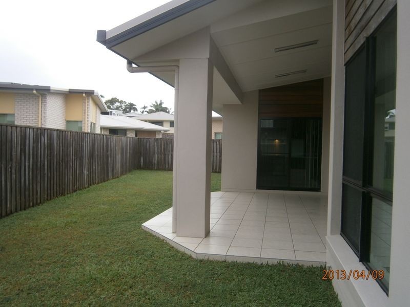 52 Village CIRCUIT, Eimeo QLD 4740