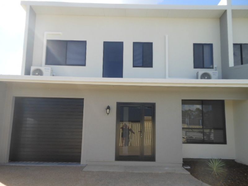 3/3 Hannay Street, Moranbah QLD 4744