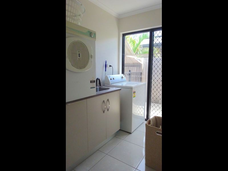 5 Coralie Court, Mirani QLD 4754