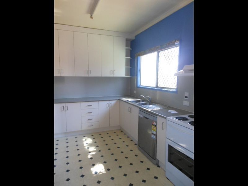 17 Wickham Street, Moranbah QLD 4744