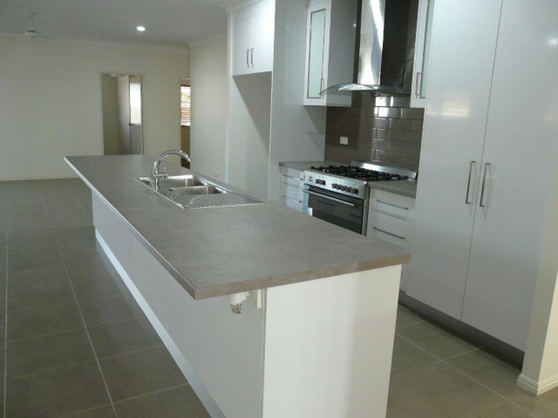 8 Cartledge Court, North Mackay QLD 4740