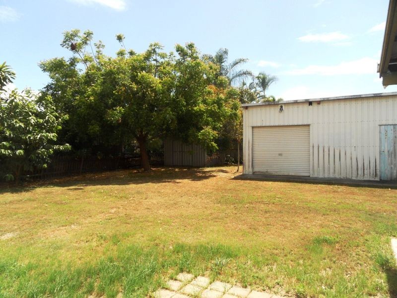 9 Leslie Street, Andergrove QLD 4740