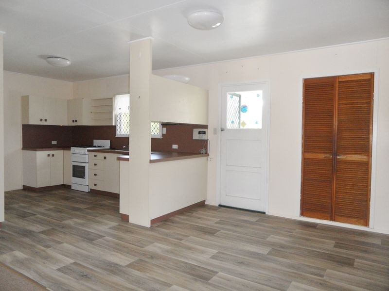 9 Leslie Street, Andergrove QLD 4740