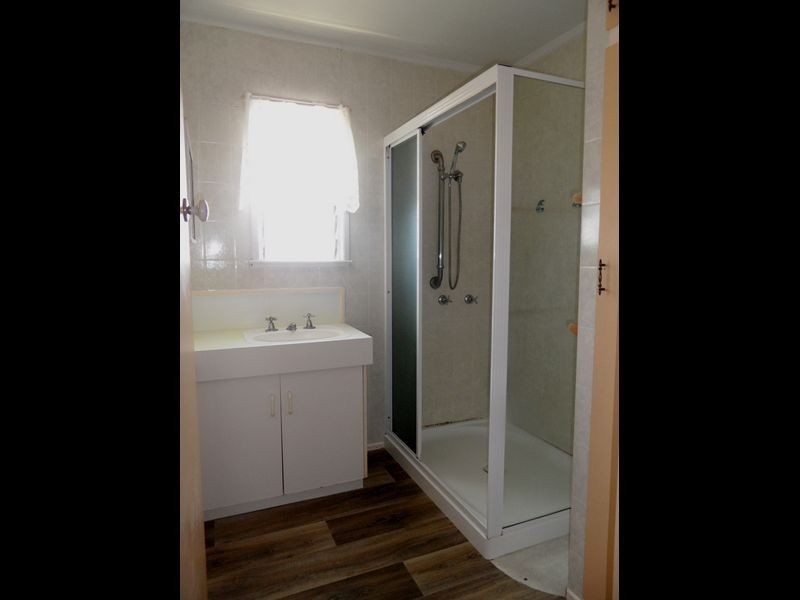 9 Leslie Street, Andergrove QLD 4740