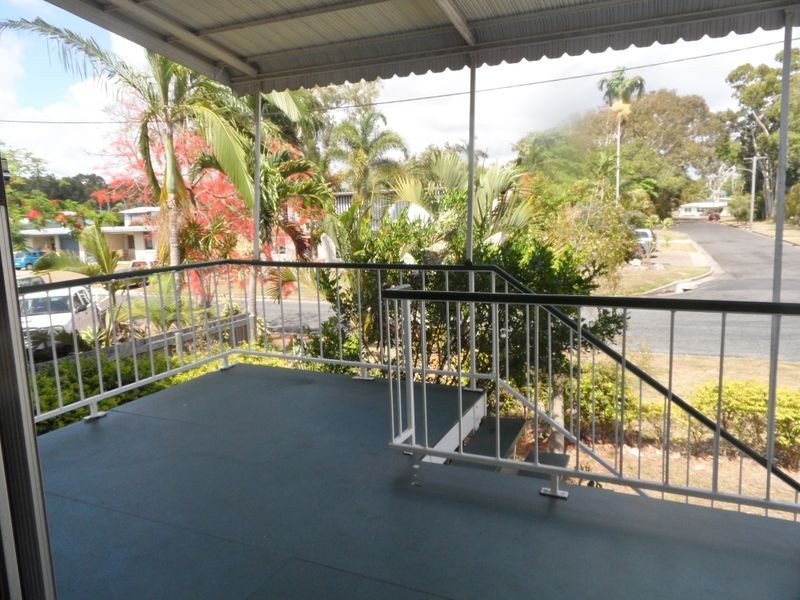 9 Leslie Street, Andergrove QLD 4740