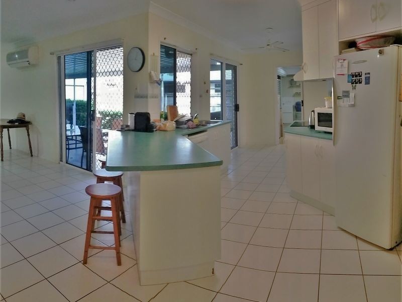 63 Wheeler Drive, Glenella QLD 4740