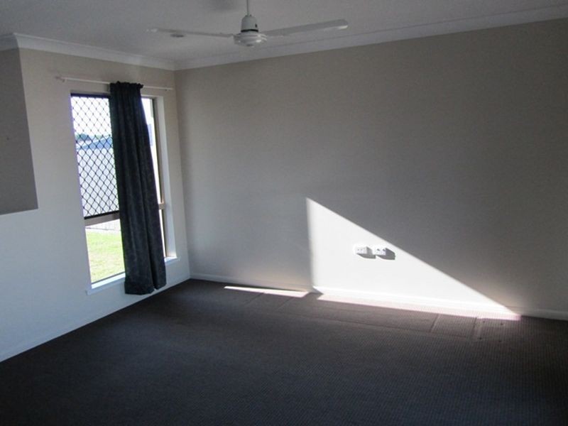 45 Hinze Circuit, Rural View QLD 4740