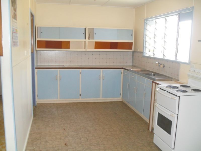 17 Graves Street, North Mackay QLD 4740