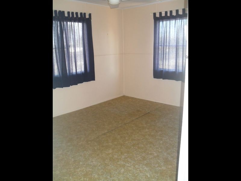 17 Graves Street, North Mackay QLD 4740