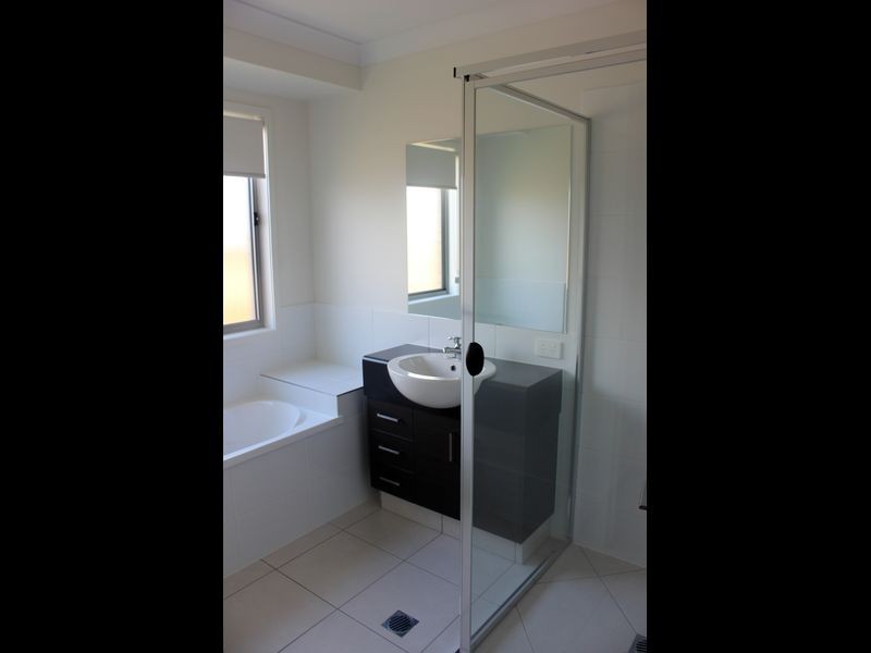 1 Alyssum Way, Bakers Creek QLD 4740