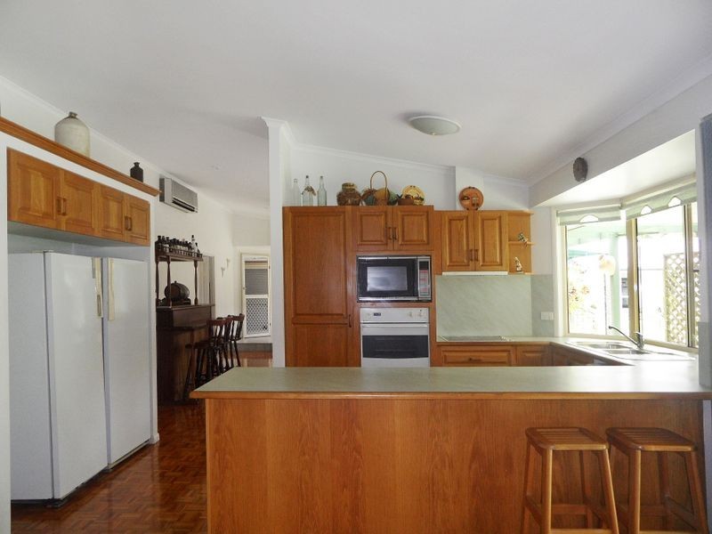 7 Ferngrove Lane, Andergrove QLD 4740