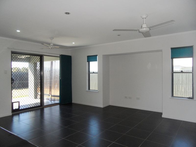8 Huron Crescent, Andergrove QLD 4740