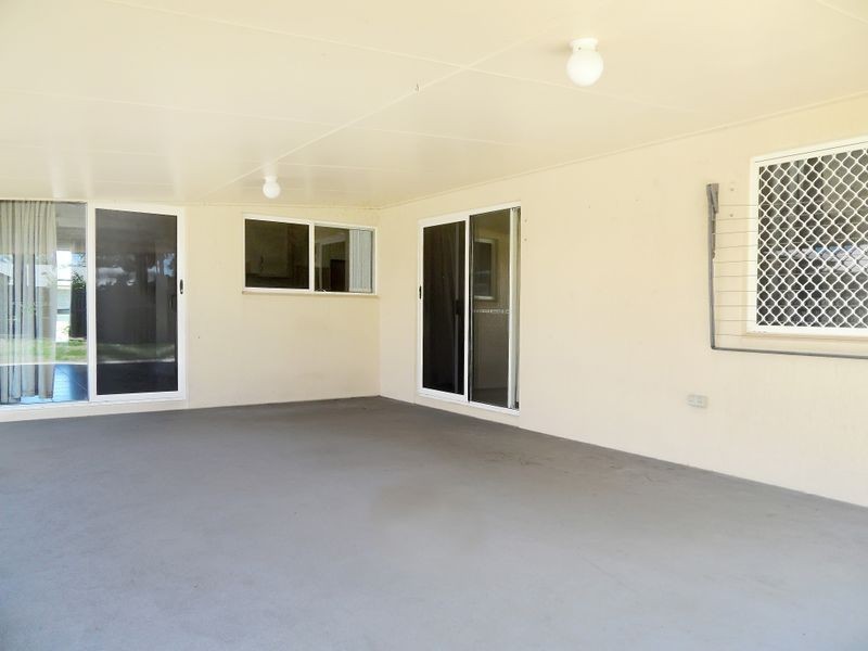 7 Freeman Avenue, Slade Point QLD 4740