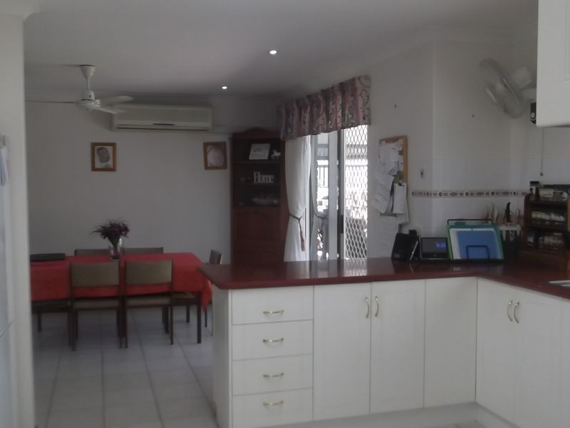 31 Denham Crescent, Rural View QLD 4740