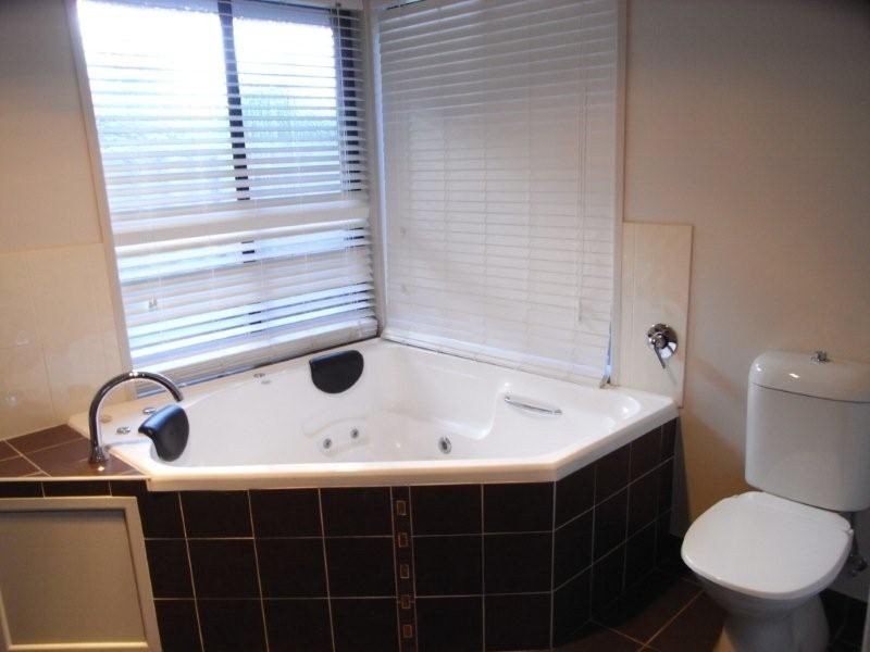 37 Flight Drive, Moranbah QLD 4744