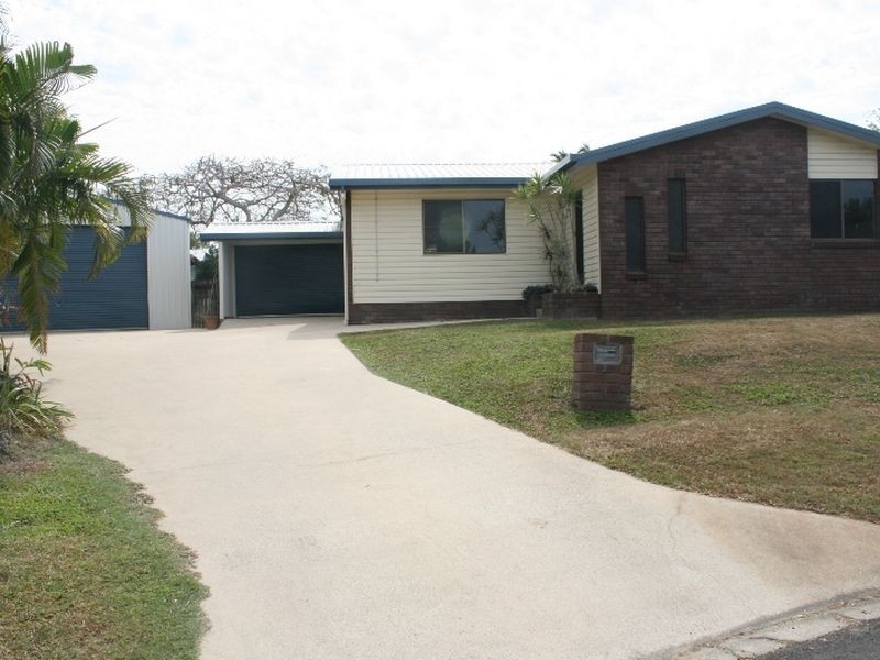3 Jean Court, Bucasia QLD 4750