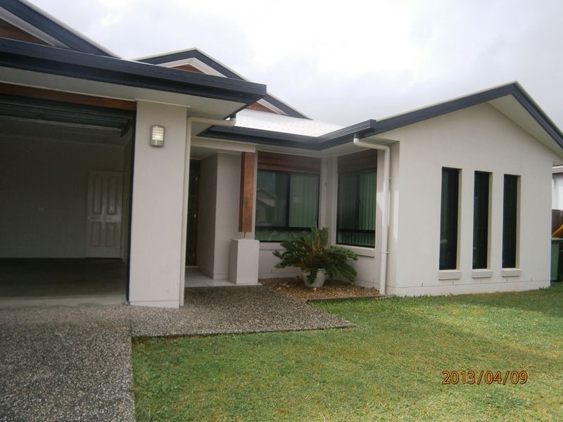 52 Village CIRCUIT, Eimeo QLD 4740