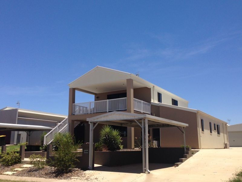 57 Lambert DRIVE, Moranbah QLD 4744