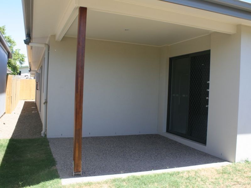 2E MANSFIELD DRIVE, Beaconsfield QLD 4740