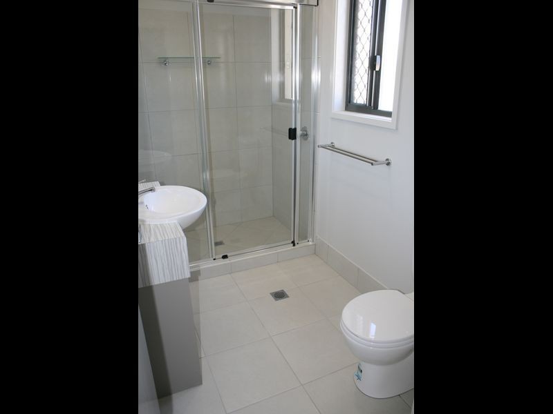 2E MANSFIELD DRIVE, Beaconsfield QLD 4740