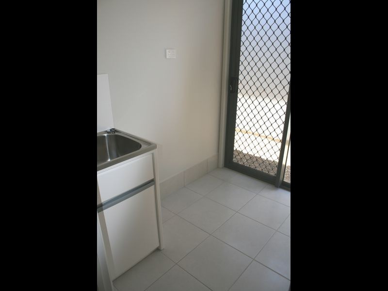 2E MANSFIELD DRIVE, Beaconsfield QLD 4740