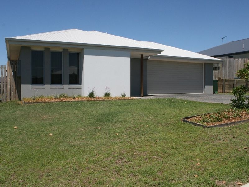 13 Hawkins Street, Bucasia QLD 4750