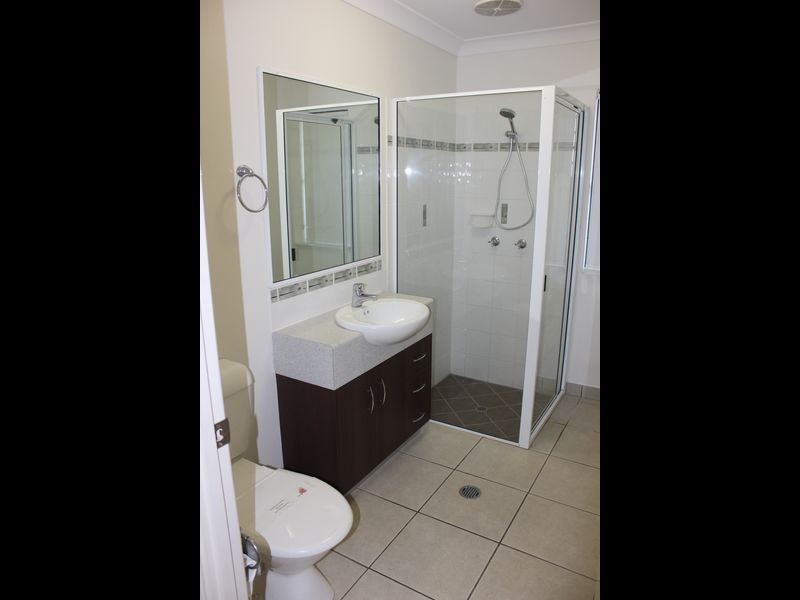 1/15-17 Creek street, North Mackay QLD 4740