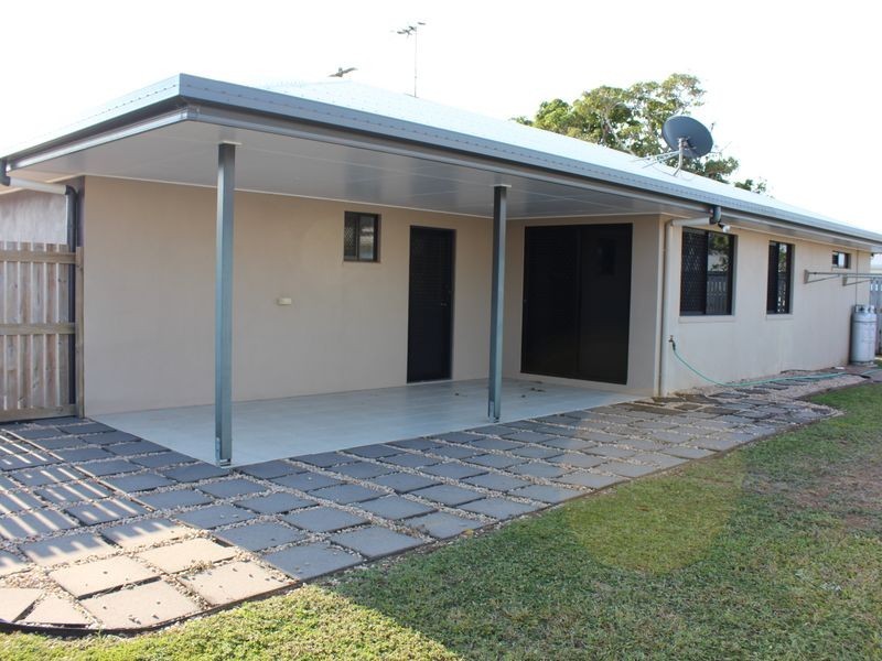 1/15-17 Creek street, North Mackay QLD 4740