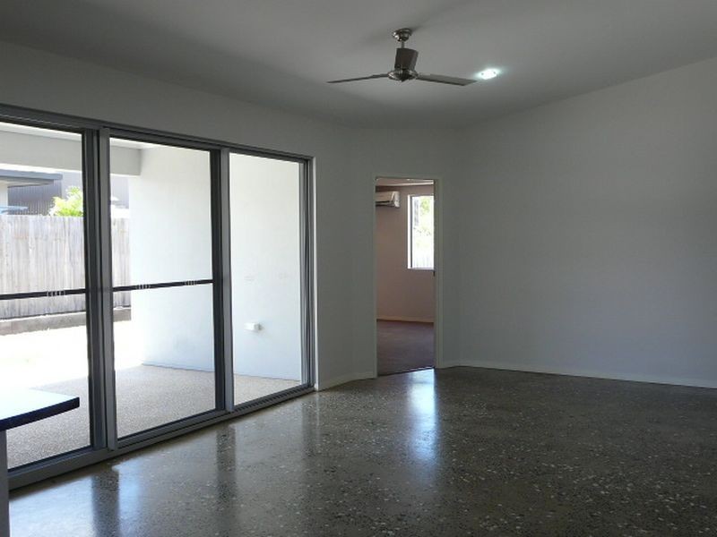 12 Shanks street, Bucasia QLD 4750