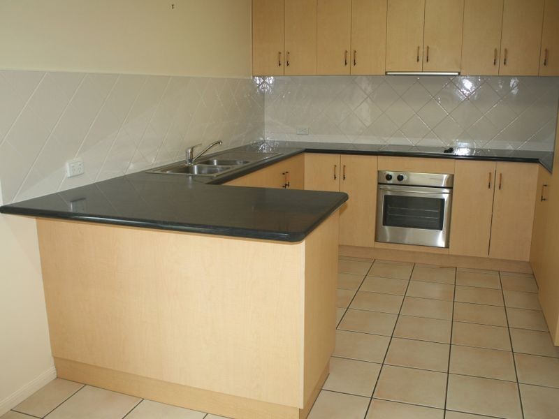 1/5 Moore Street, Mackay QLD 4740
