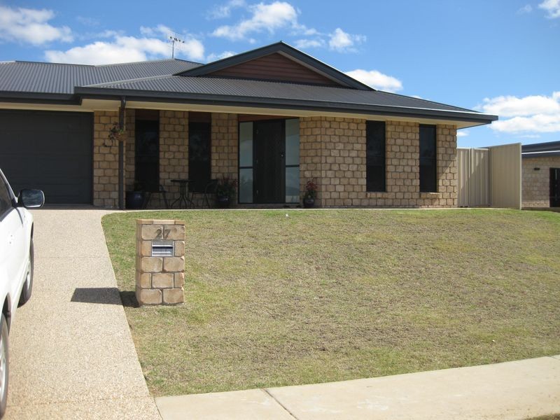 27 Lambert drive, Moranbah QLD 4744